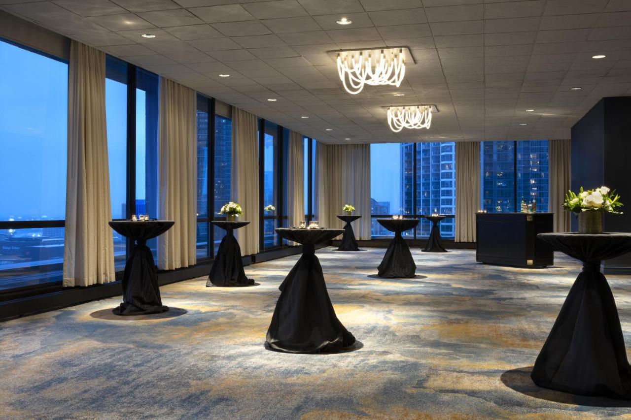Voco Chicago Downtown - Riverwalk By Ihg Zewnętrze zdjęcie
