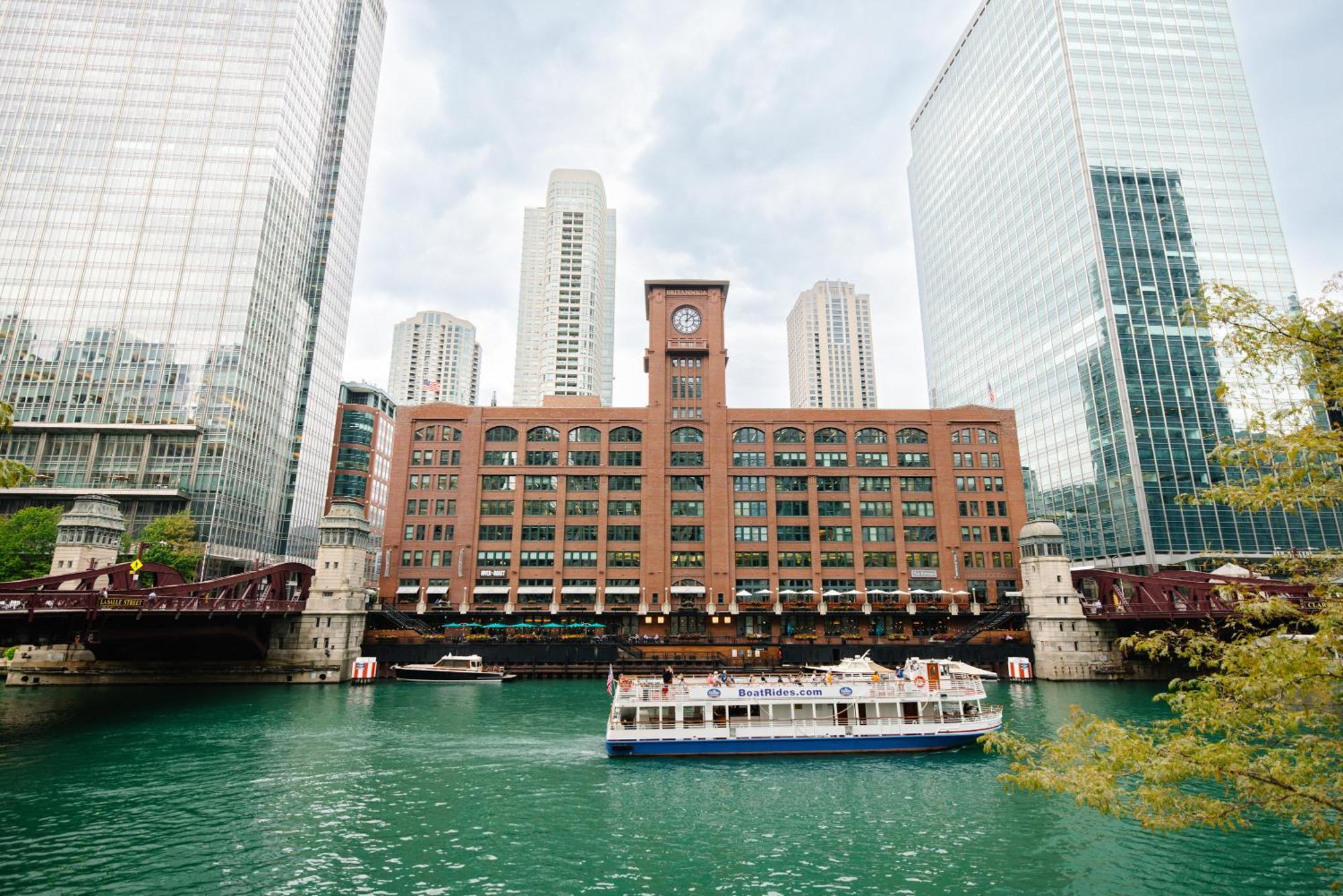 Voco Chicago Downtown - Riverwalk By Ihg Zewnętrze zdjęcie